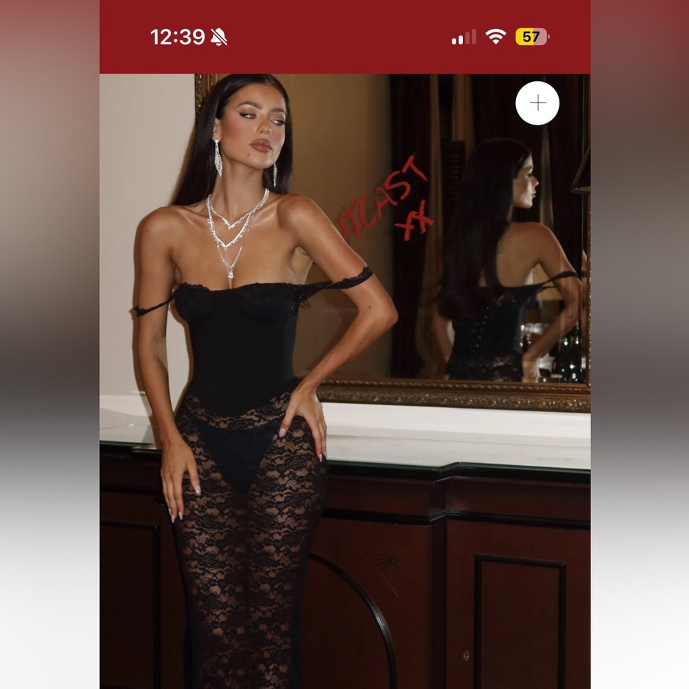 Zana Black Lace Maxi Dress - Picture 2 of 7